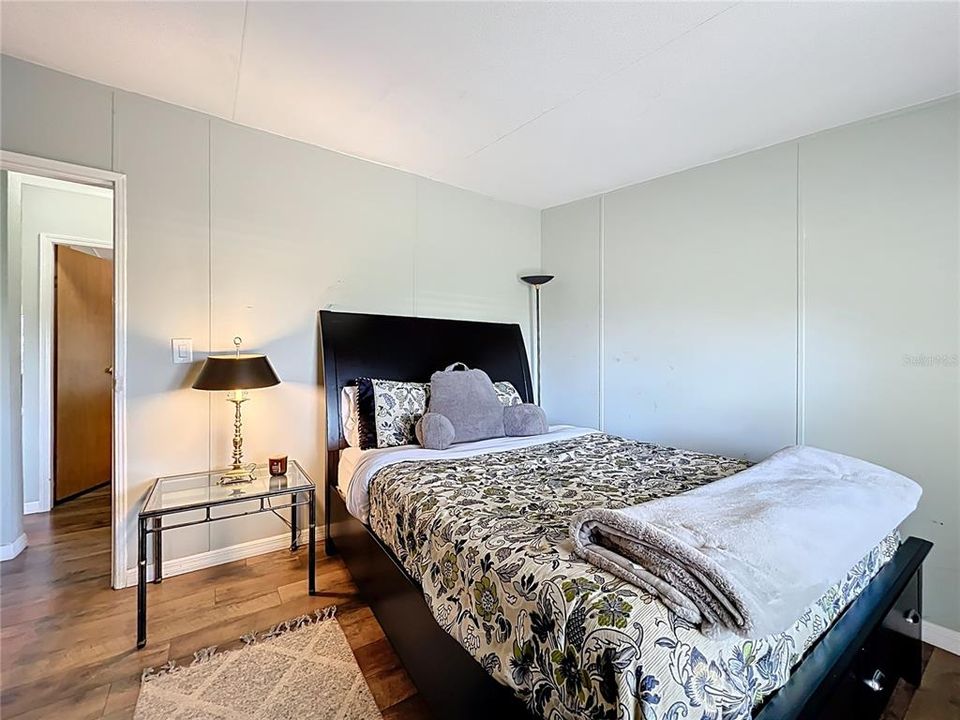 For Sale: $650,000 (3 beds, 2 baths, 1080 Square Feet)