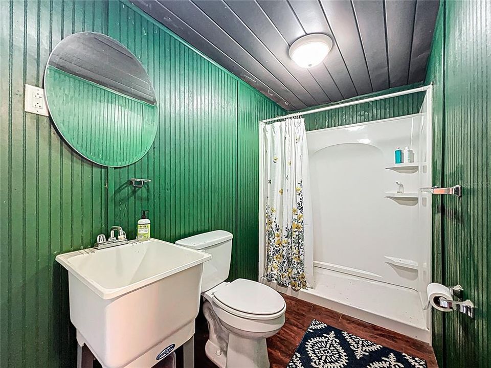 For Sale: $650,000 (3 beds, 2 baths, 1080 Square Feet)