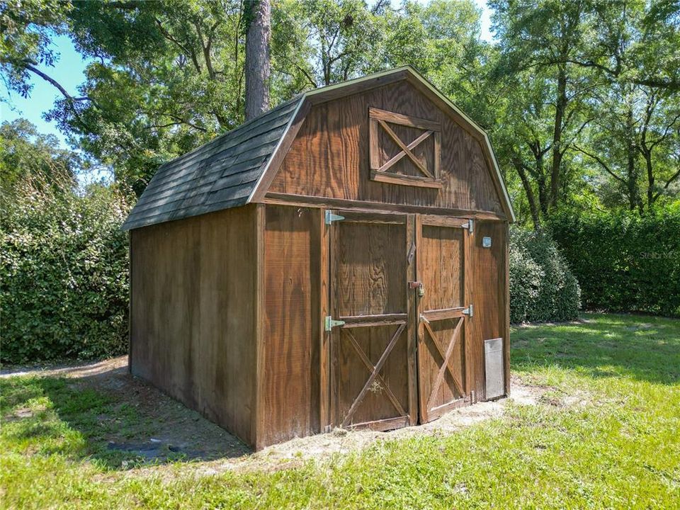 For Sale: $650,000 (3 beds, 2 baths, 1080 Square Feet)