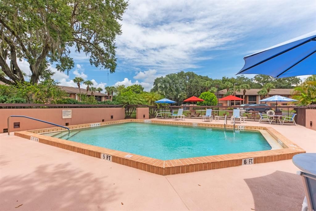 For Rent: $1,750 (2 beds, 2 baths, 899 Square Feet)