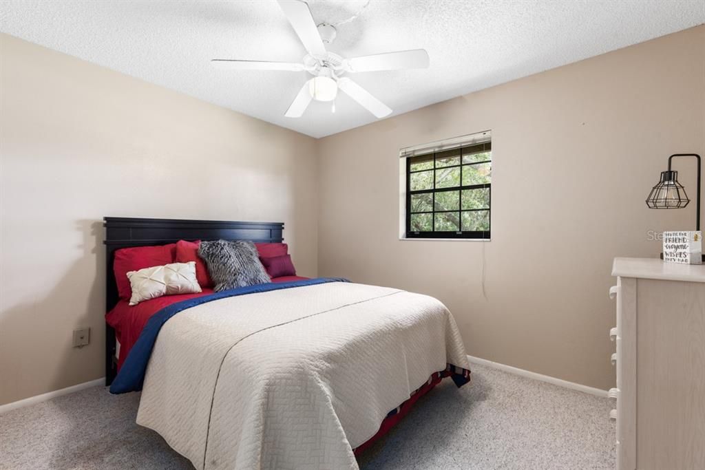 For Rent: $1,750 (2 beds, 2 baths, 899 Square Feet)