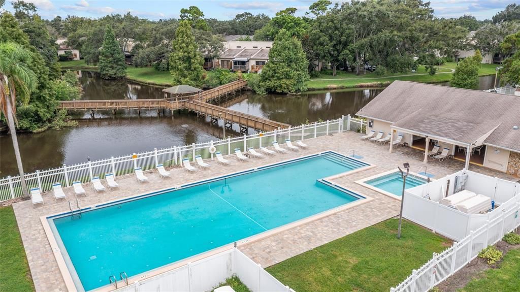 Active With Contract: $189,900 (2 beds, 2 baths, 1245 Square Feet)