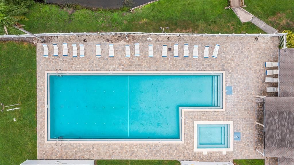 Active With Contract: $189,900 (2 beds, 2 baths, 1245 Square Feet)