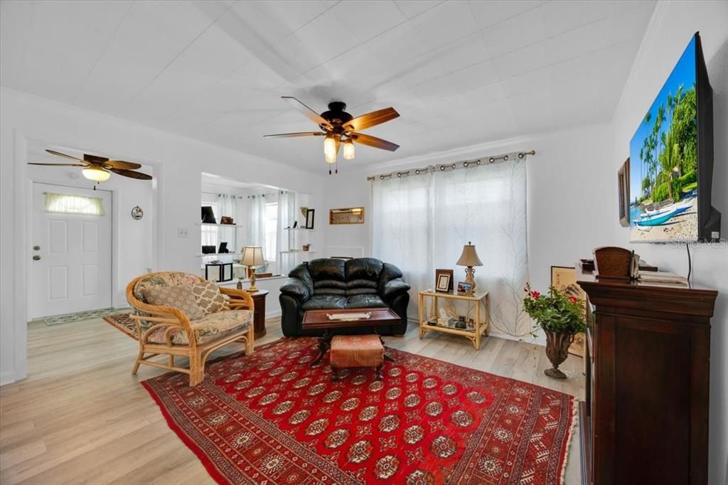 На продажу: $499,000 (4 спален, 0 ванн, 3264 Квадратных фут)