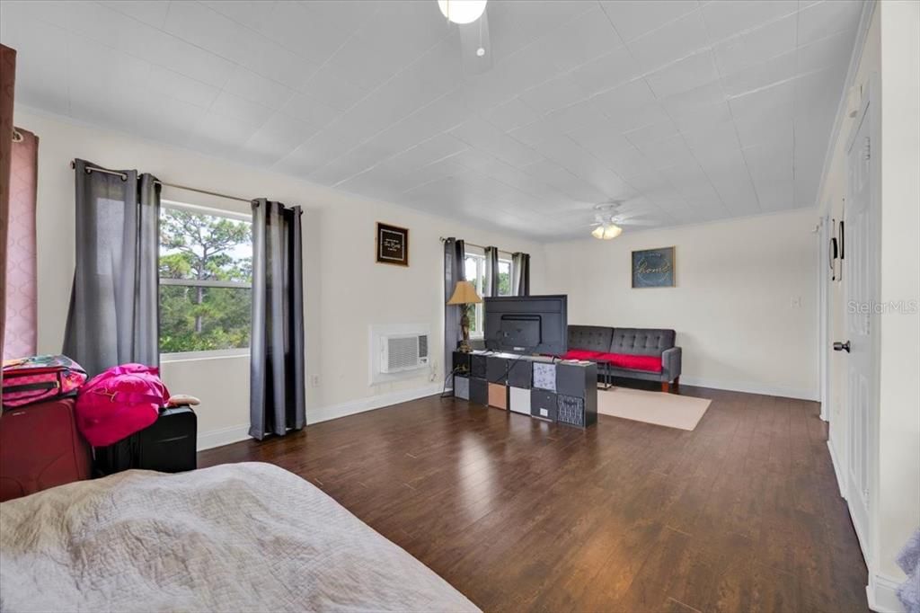 На продажу: $499,000 (4 спален, 0 ванн, 3264 Квадратных фут)