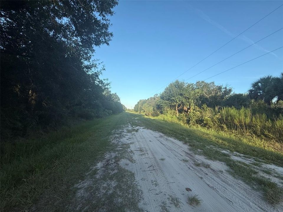 待售: $44,900 (1.25 acres)