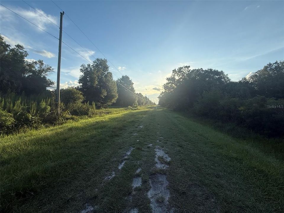 待售: $44,900 (1.25 acres)