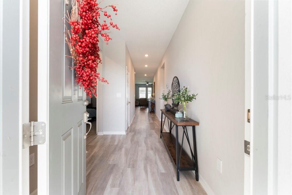 For Sale: $390,000 (4 beds, 2 baths, 1910 Square Feet)