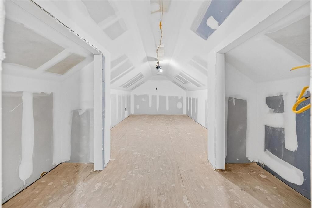 For Sale: $775,000 (4 beds, 3 baths, 2612 Square Feet)