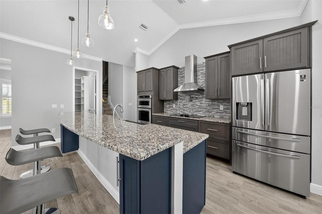 For Sale: $775,000 (4 beds, 3 baths, 2612 Square Feet)