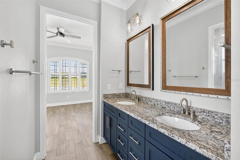 For Sale: $775,000 (4 beds, 3 baths, 2612 Square Feet)