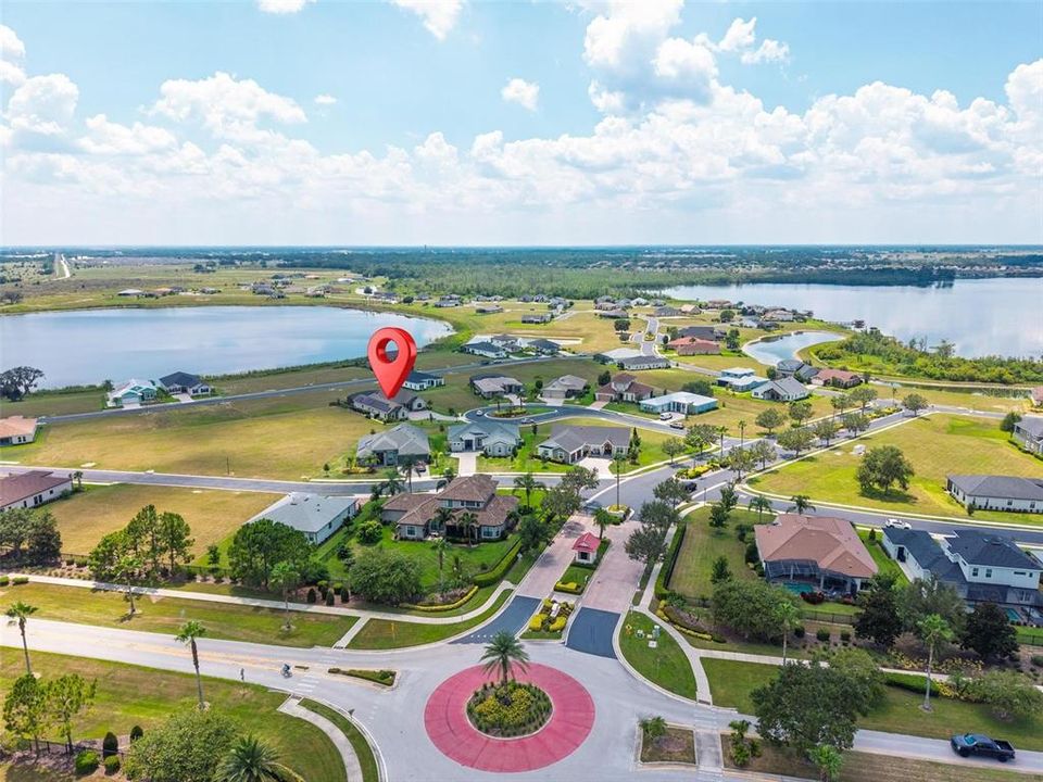 For Sale: $775,000 (4 beds, 3 baths, 2612 Square Feet)