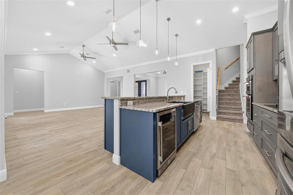 For Sale: $775,000 (4 beds, 3 baths, 2612 Square Feet)