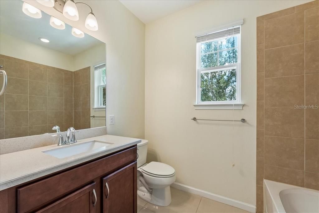 待售: $399,900 (3 贝兹, 3 浴室, 1758 平方英尺)