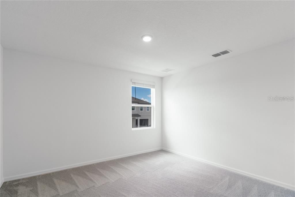 Active With Contract: $3,950 (5 beds, 4 baths, 3931 Square Feet)