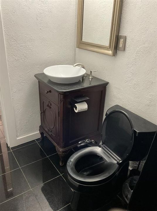 En Venta: $255,000 (2 camas, 1 baños, 760 Pies cuadrados)