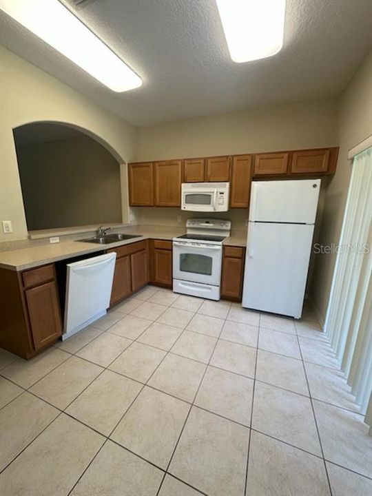 В аренду: $1,700 (2 спален, 2 ванн, 1224 Квадратных фут)