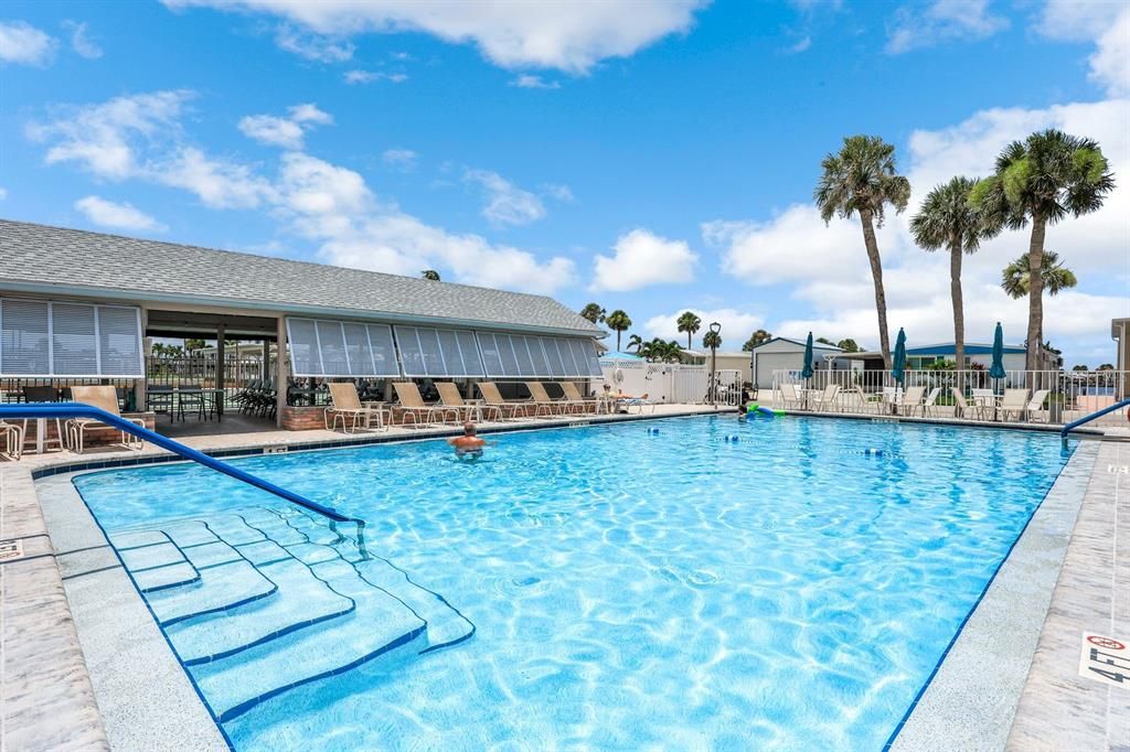 待售: $175,000 (0.09 acres)