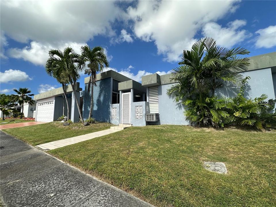 En Venta: $495,000 (4 camas, 4 baños, 2194 Pies cuadrados)