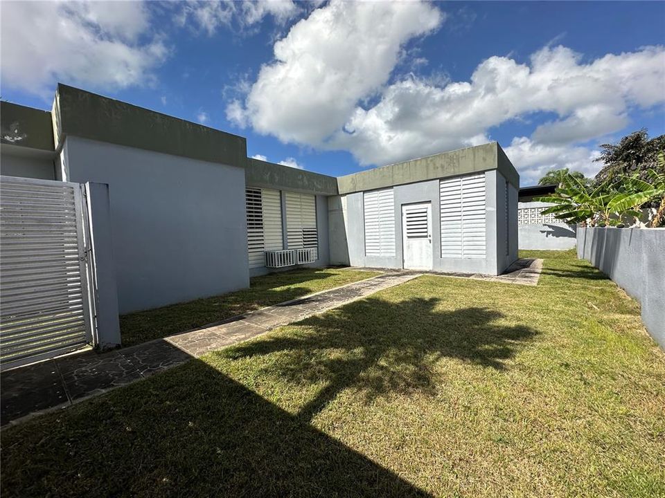 En Venta: $495,000 (4 camas, 4 baños, 2194 Pies cuadrados)