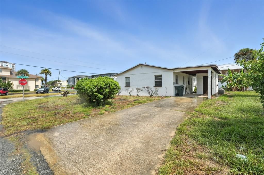 待售: $385,000 (3 贝兹, 0 浴室, 1440 平方英尺)