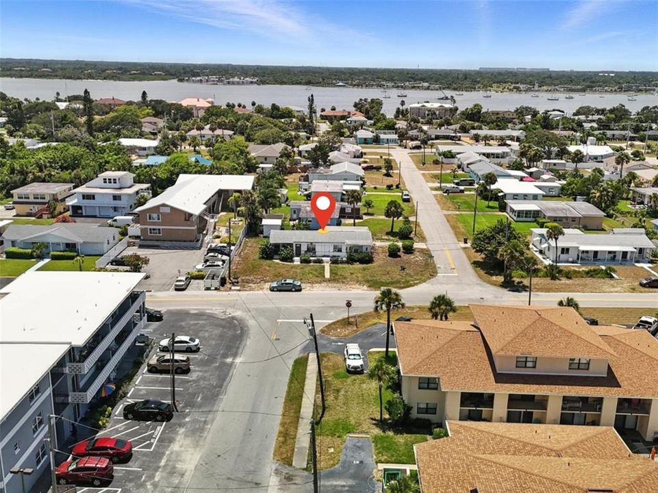 待售: $385,000 (3 贝兹, 0 浴室, 1440 平方英尺)