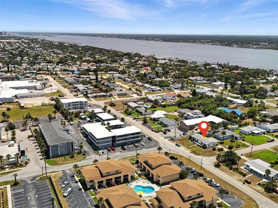 待售: $385,000 (3 贝兹, 0 浴室, 1440 平方英尺)