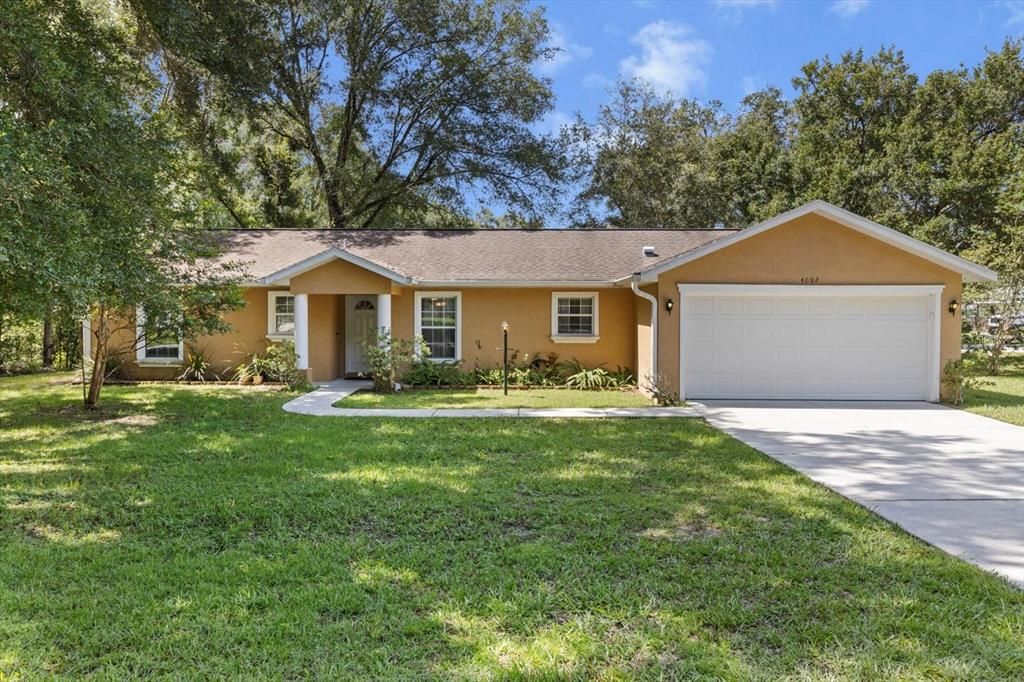 Recently Sold: $235,000 (3 beds, 2 baths, 1353 Square Feet)