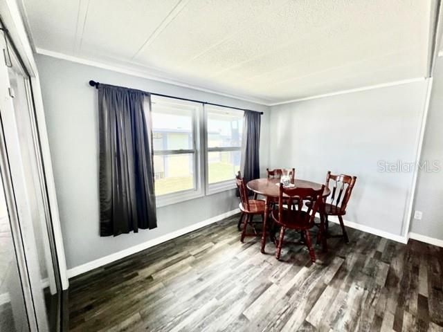 待售: $84,900 (2 贝兹, 2 浴室, 792 平方英尺)