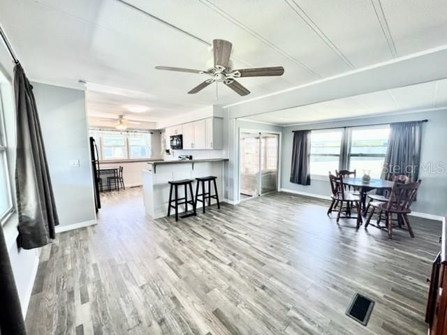 待售: $84,900 (2 贝兹, 2 浴室, 792 平方英尺)