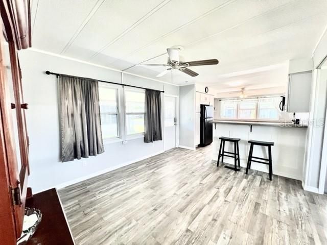 待售: $84,900 (2 贝兹, 2 浴室, 792 平方英尺)