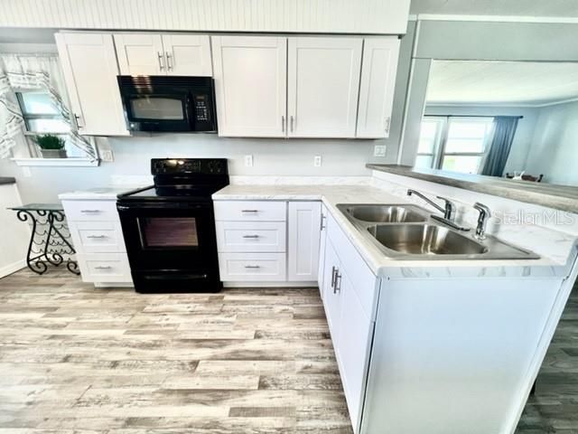 待售: $84,900 (2 贝兹, 2 浴室, 792 平方英尺)