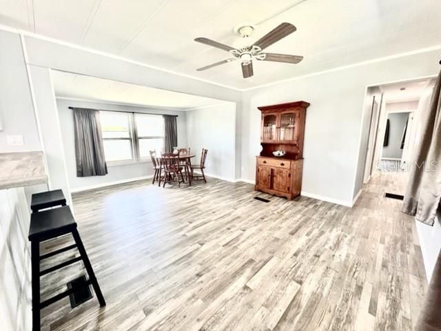 待售: $84,900 (2 贝兹, 2 浴室, 792 平方英尺)