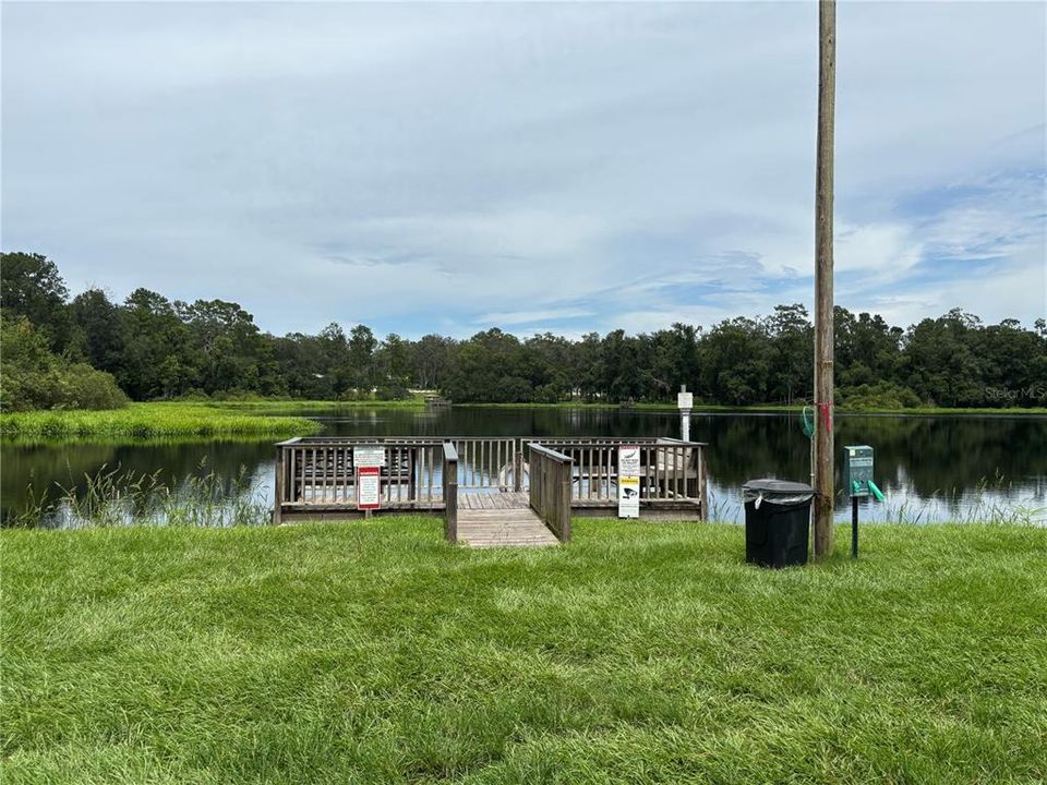 待售: $90,000 (2 贝兹, 1 浴室, 740 平方英尺)