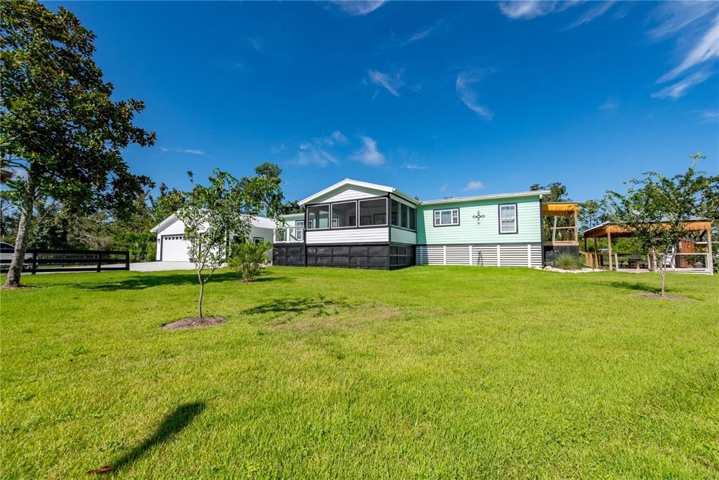 En Venta: $325,000 (3 camas, 2 baños, 1800 Pies cuadrados)