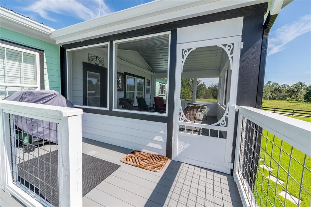 En Venta: $325,000 (3 camas, 2 baños, 1800 Pies cuadrados)