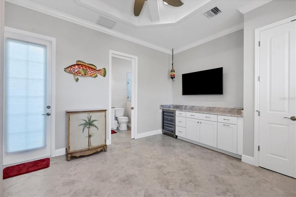 В аренду: $8,800 (3 спален, 3 ванн, 1981 Квадратных фут)