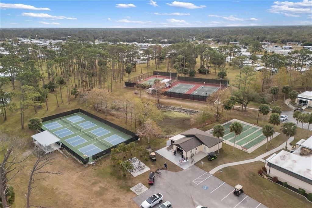 待售: $3,900 (0.10 acres)