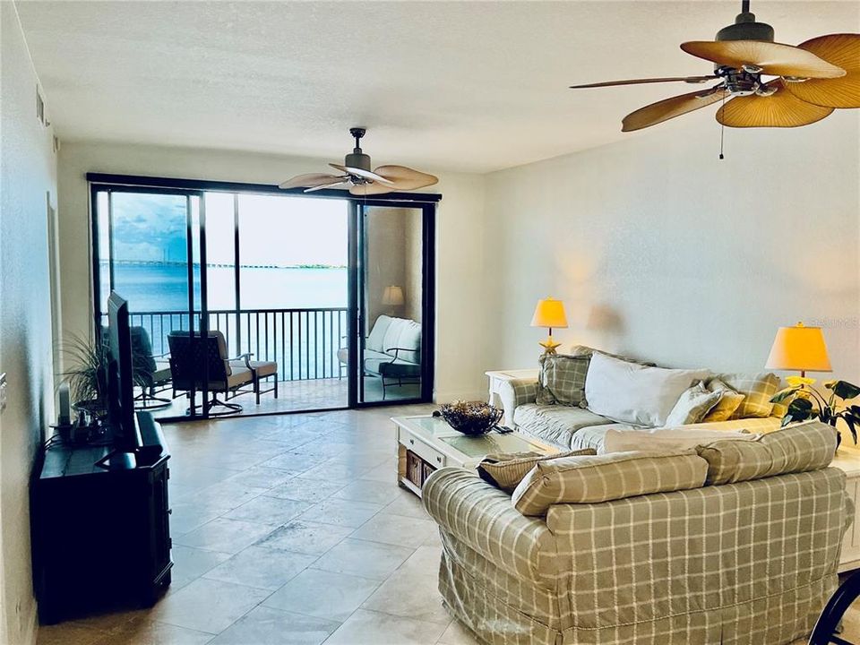 For Rent: $4,000 (3 beds, 2 baths, 1647 Square Feet)