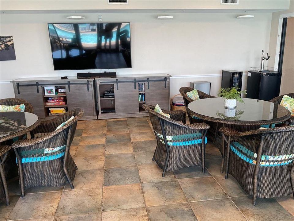 For Rent: $4,000 (3 beds, 2 baths, 1647 Square Feet)