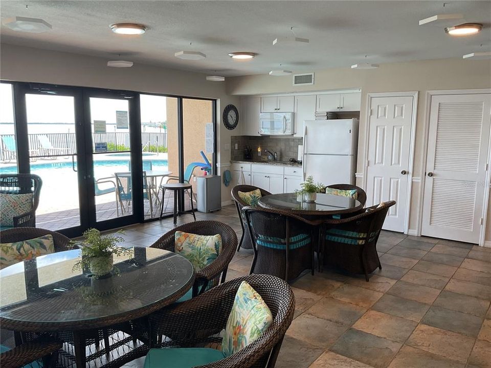 For Rent: $4,000 (3 beds, 2 baths, 1647 Square Feet)