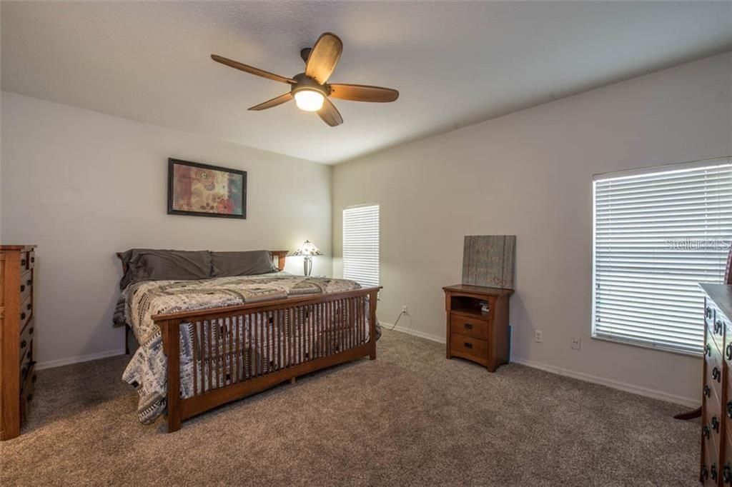 For Rent: $3,100 (4 beds, 3 baths, 3057 Square Feet)