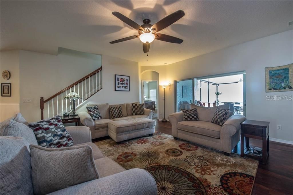 For Rent: $3,100 (4 beds, 3 baths, 3057 Square Feet)