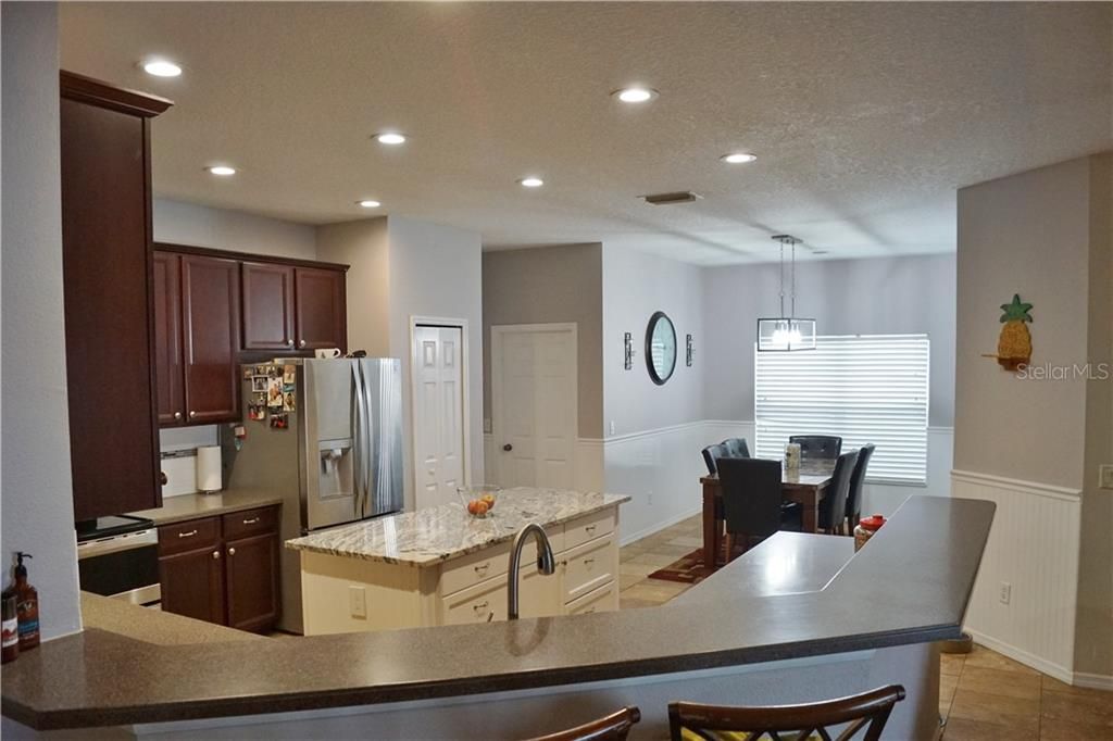 For Rent: $3,100 (4 beds, 3 baths, 3057 Square Feet)