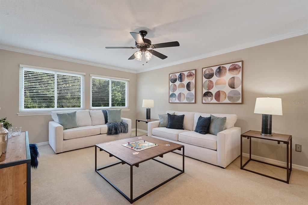 Activo con contrato: $675,000 (4 camas, 3 baños, 2861 Pies cuadrados)