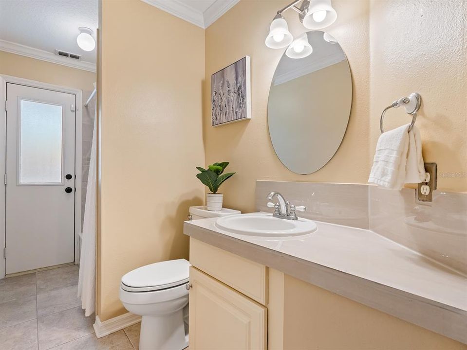 Activo con contrato: $675,000 (4 camas, 3 baños, 2861 Pies cuadrados)