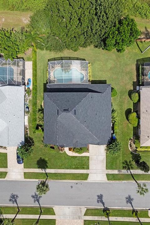 Activo con contrato: $675,000 (4 camas, 3 baños, 2861 Pies cuadrados)