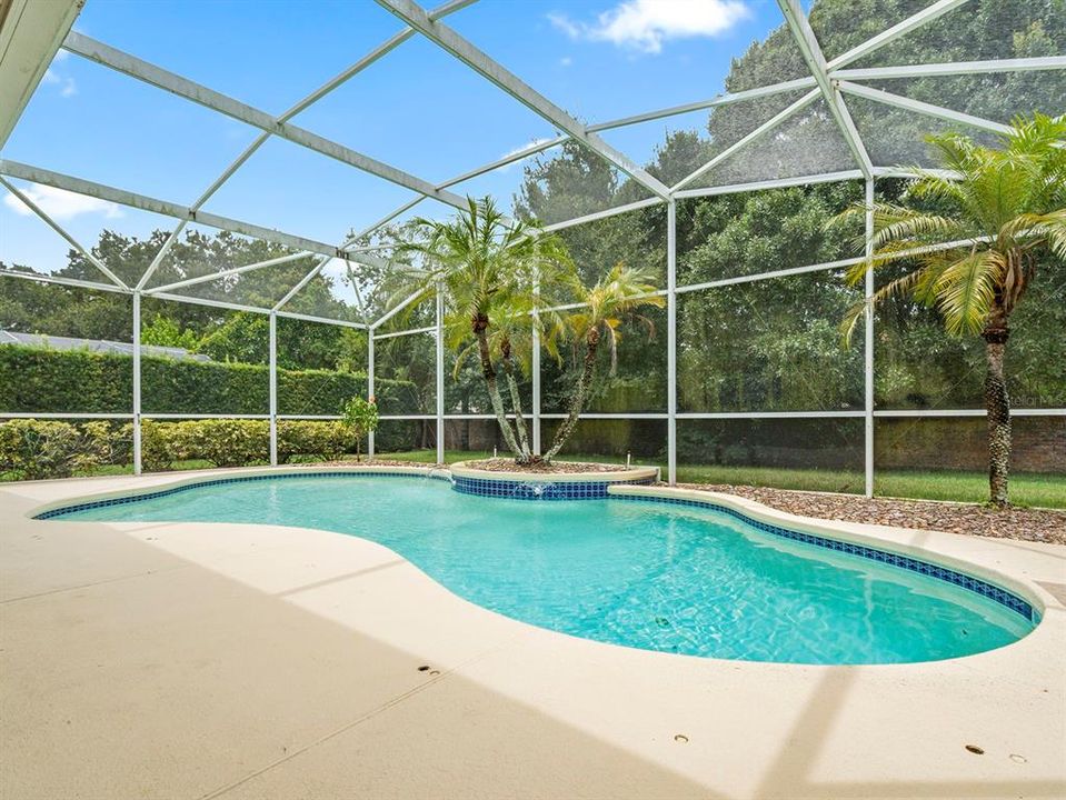 Activo con contrato: $675,000 (4 camas, 3 baños, 2861 Pies cuadrados)