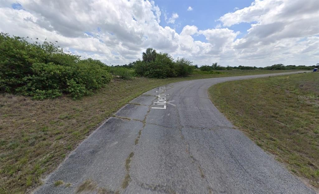 待售: $17,900 (0.30 acres)