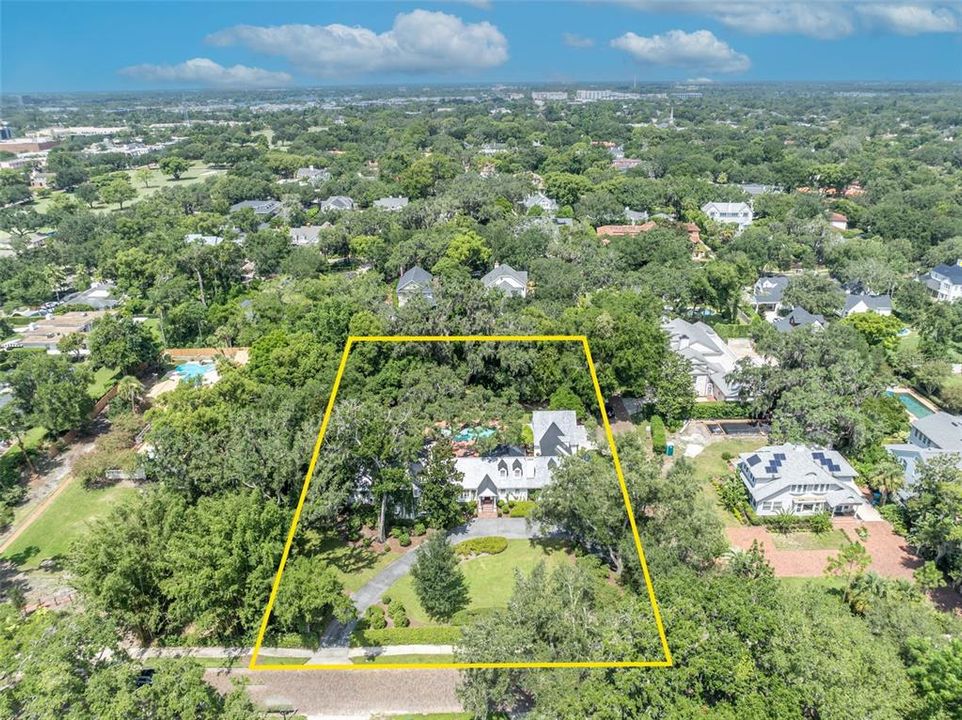 En Venta: $5,900,000 (6 camas, 5 baños, 5759 Pies cuadrados)